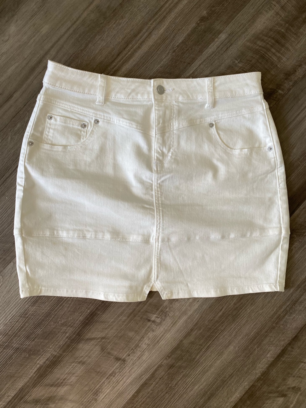 Chelsea & Violet White Denim Mini Skirt